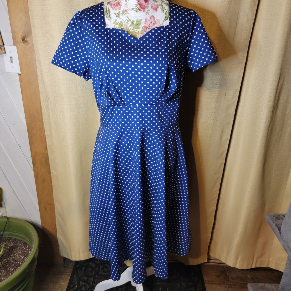 Dress Tells, Size XL, Blue Polka Dot